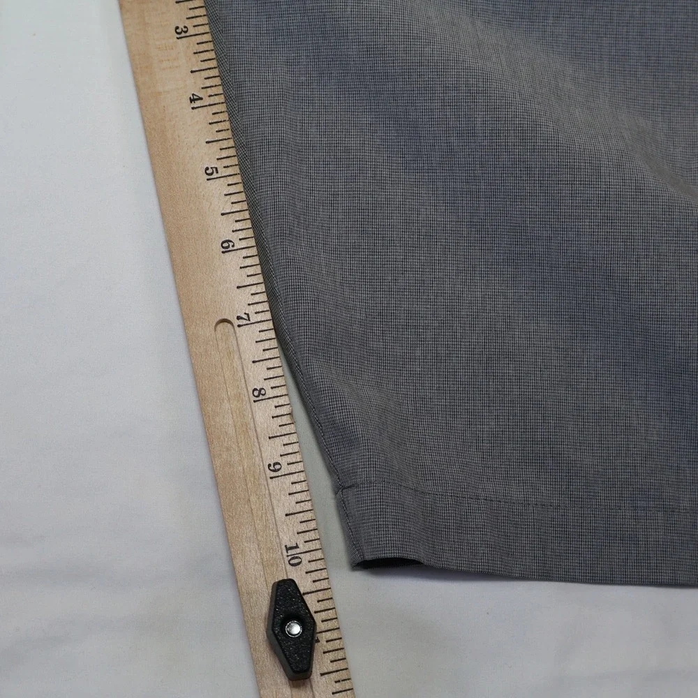 Travis Mathew Mens‎ Grey Heathered Golf Shorts Size 32 Stretch Performance